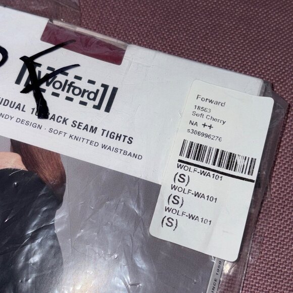 Wolford x REVOLVE Individual 10 Back Seam Tights in Soft Cherry Small New Womens - Picture 5 of 11